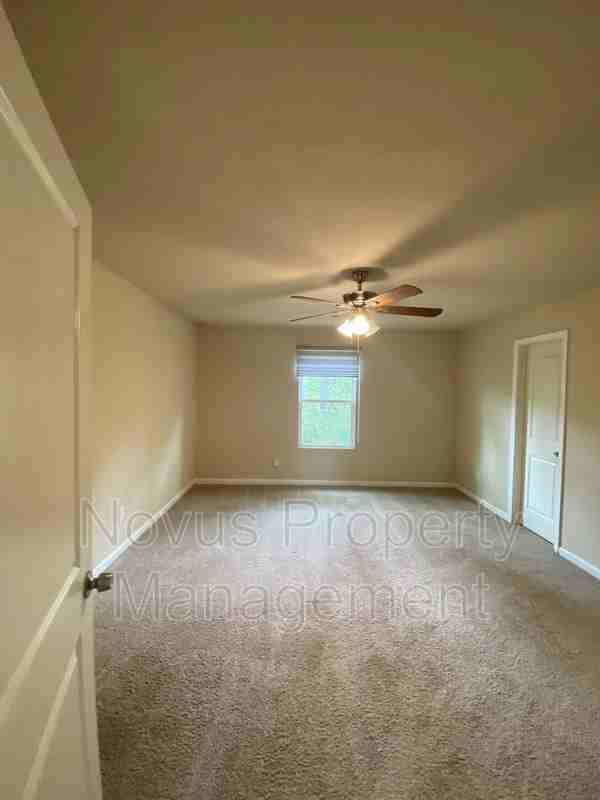 347 Augusta Woods Dr - Photo 7 of 16