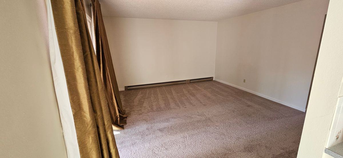 4480 Sw 96th Ave - Photo 3 of 12