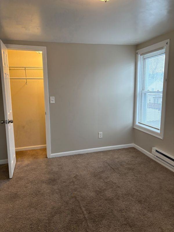 2 Yolande Pl - Photo 6 of 9