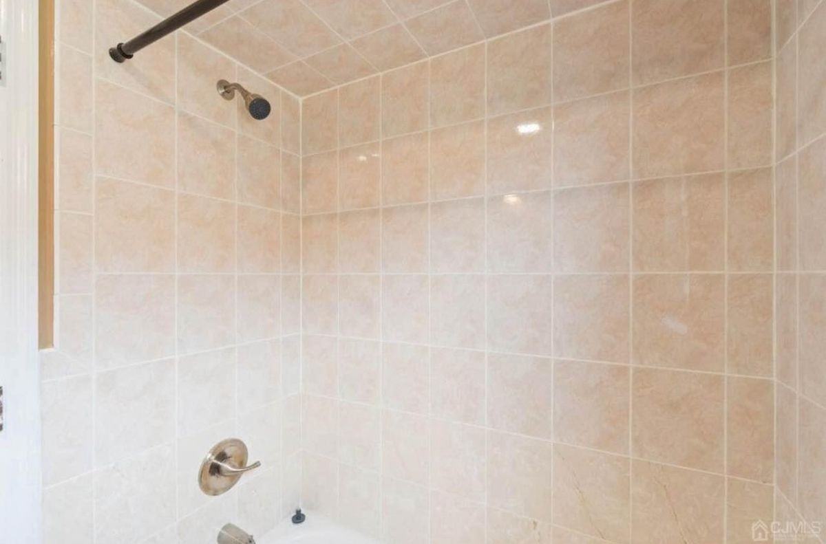 309 Court St ##2 - Photo 7 of 13