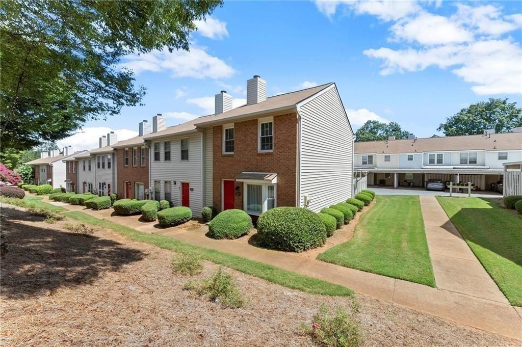 218 Mill Creek Pl - Photo 2 of 20