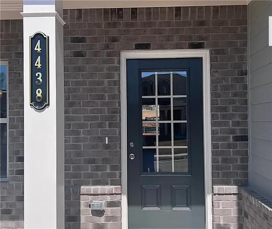 4438 Chestnut Oak Way Sw - Photo 2 of 17