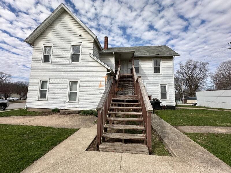 156 W Main St #B - Photo 3 of 13