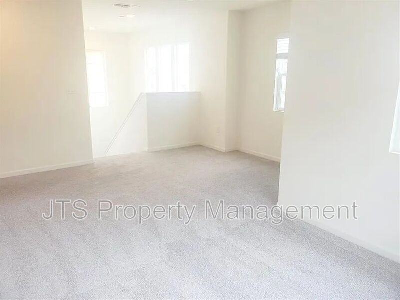 10945 Merrick Way - Photo 4 of 13