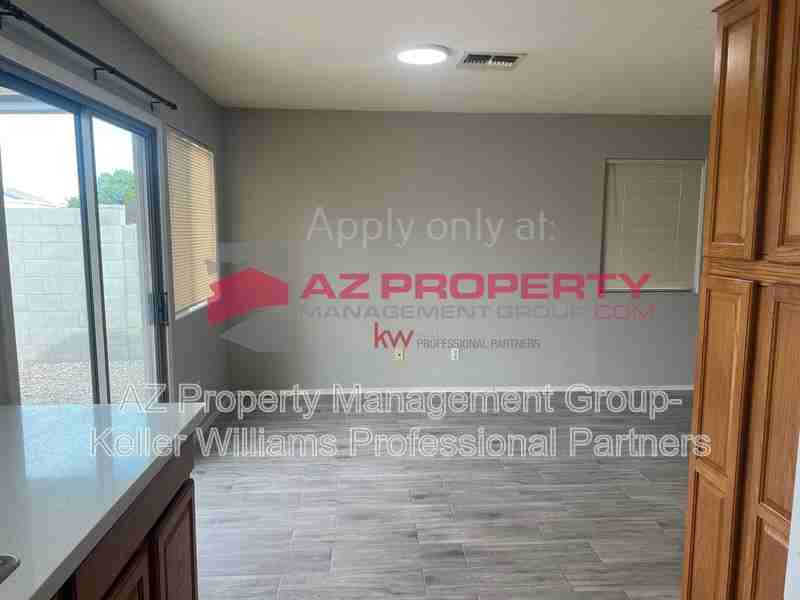 17514 W Watson Ln - Photo 7 of 17