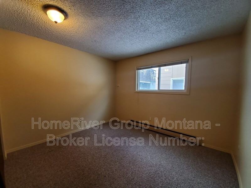 909 Pattee Creek Dr #C - Photo 7 of 9