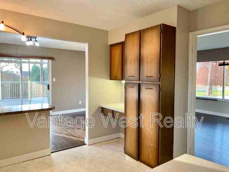 2009A Polo Rd - Photo 4 of 28