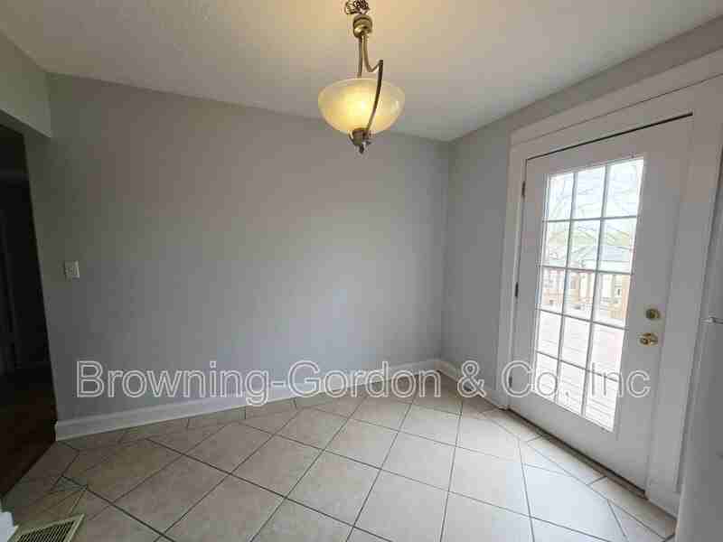 1207 Sunnymeade Dr - Photo 4 of 12