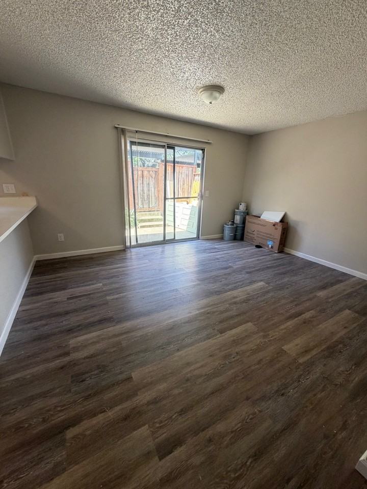 149 Patricia Ln - Photo 6 of 23