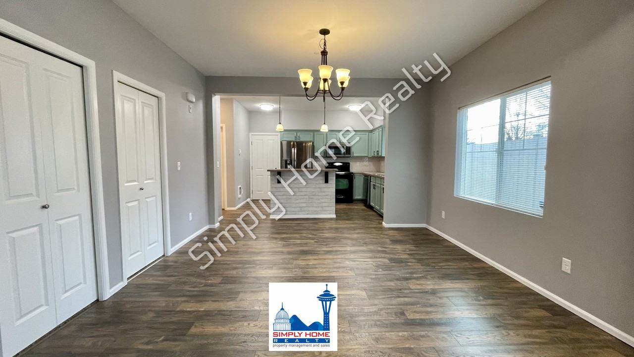 5916 Illinois Ln Se #A - Photo 2 of 20