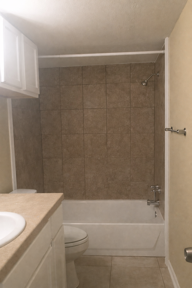 1000 W 26th St #120 - Photo 3 of 6