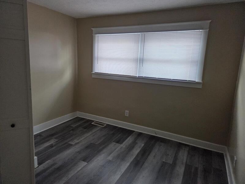 245 S Randolph St - Photo 6 of 9