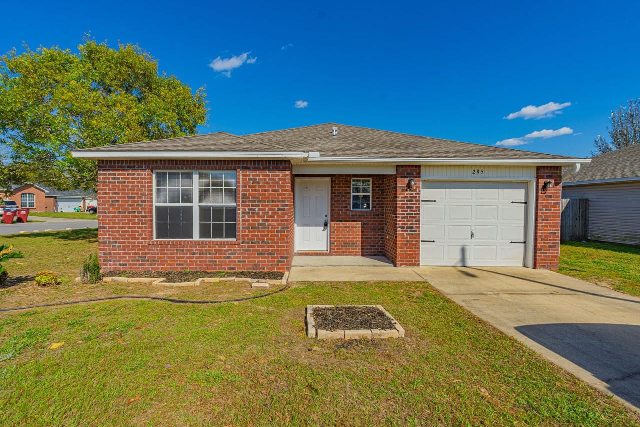 295 Limestone Cir