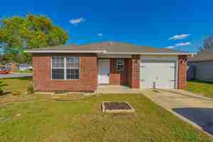 featured image of 295 Limestone Cir