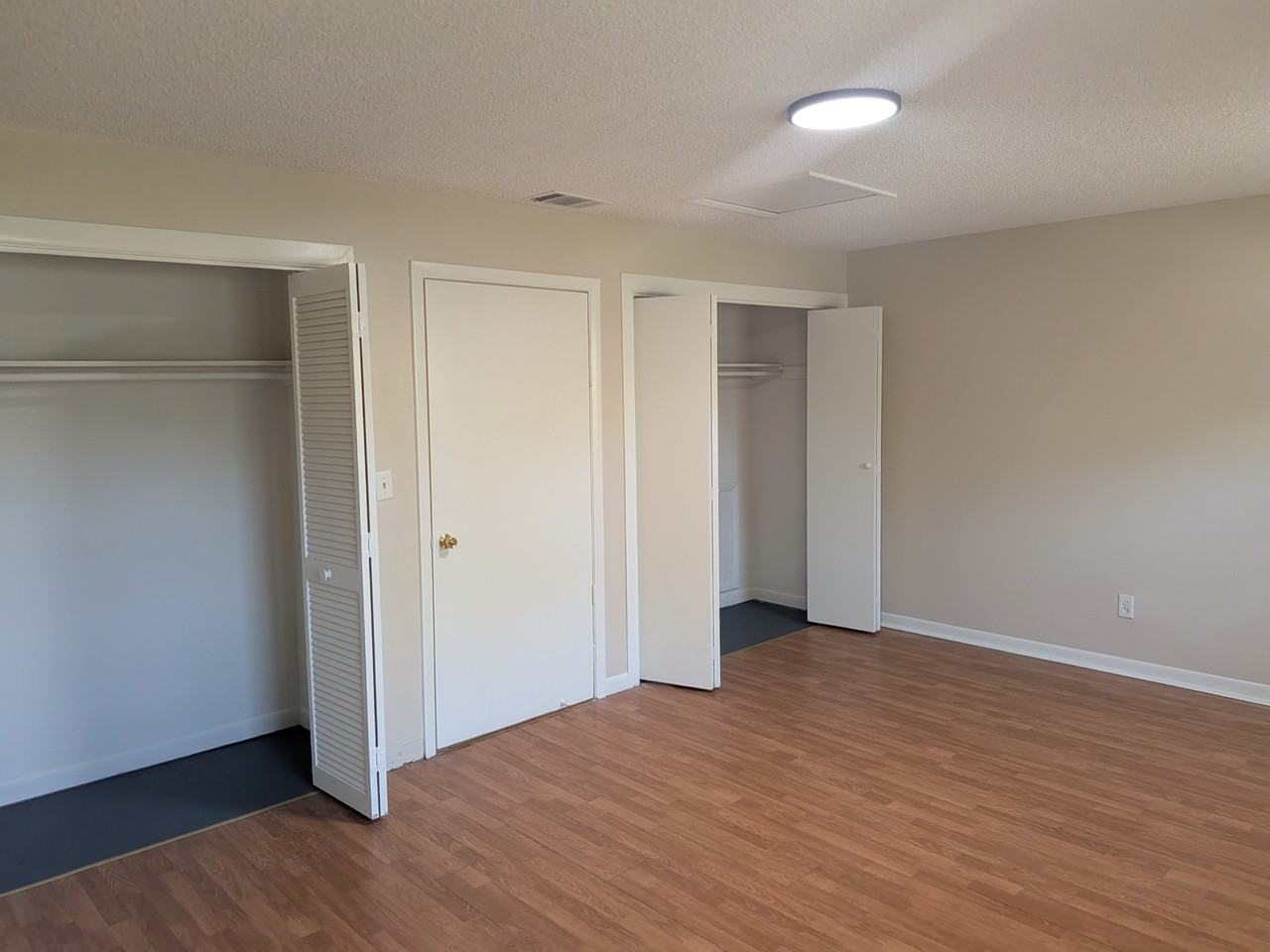 614 W Fort Dade Ave - Photo 5 of 8