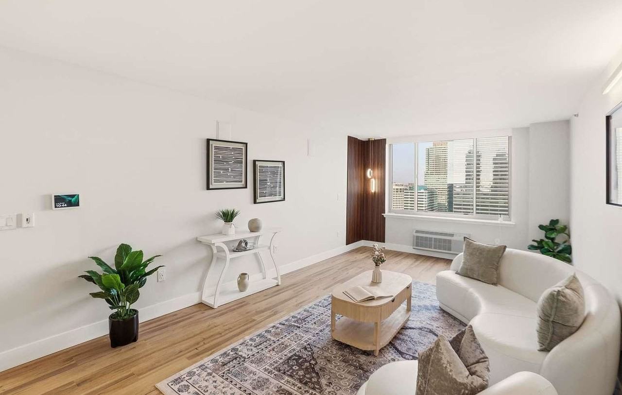 1 2nd St #2508 - Photo 2 of 26