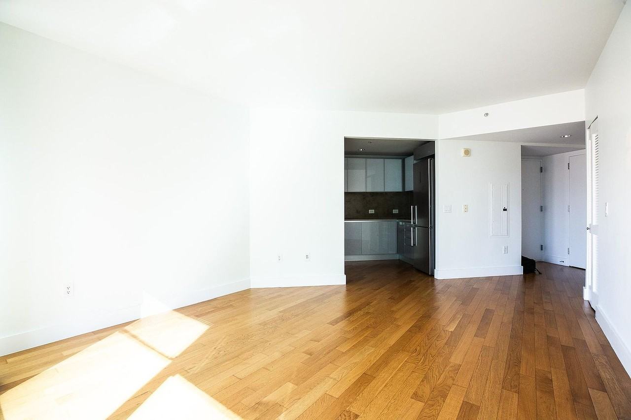 77 Hudson St #2602 - Photo 5 of 21