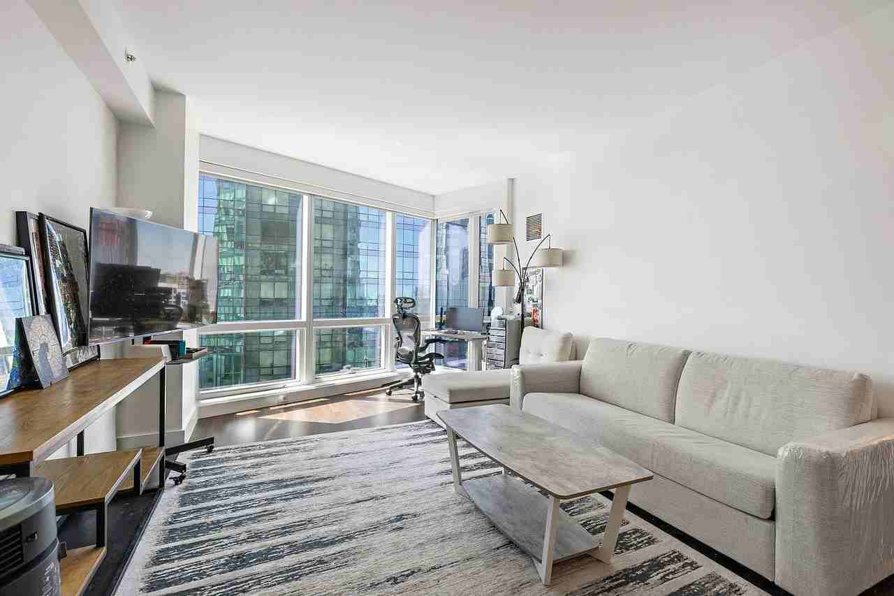 77 Hudson St #2811 - Photo 5 of 16