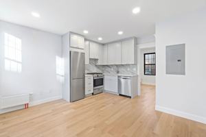 featured image of 82 Colgate St #1