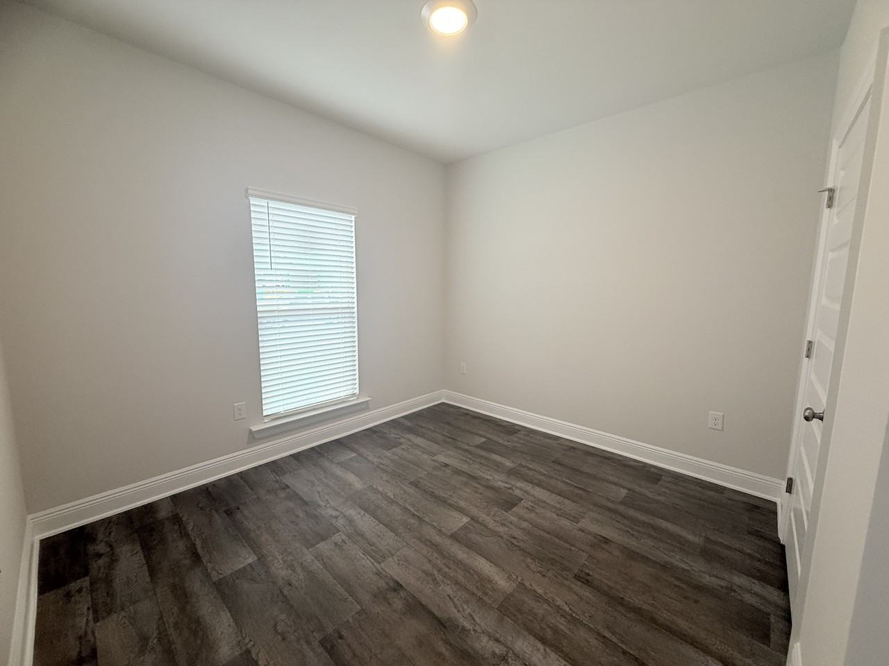 32487 River Rd N - Photo 6 of 21