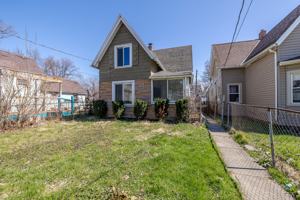 featured image of 3791 W 39th St