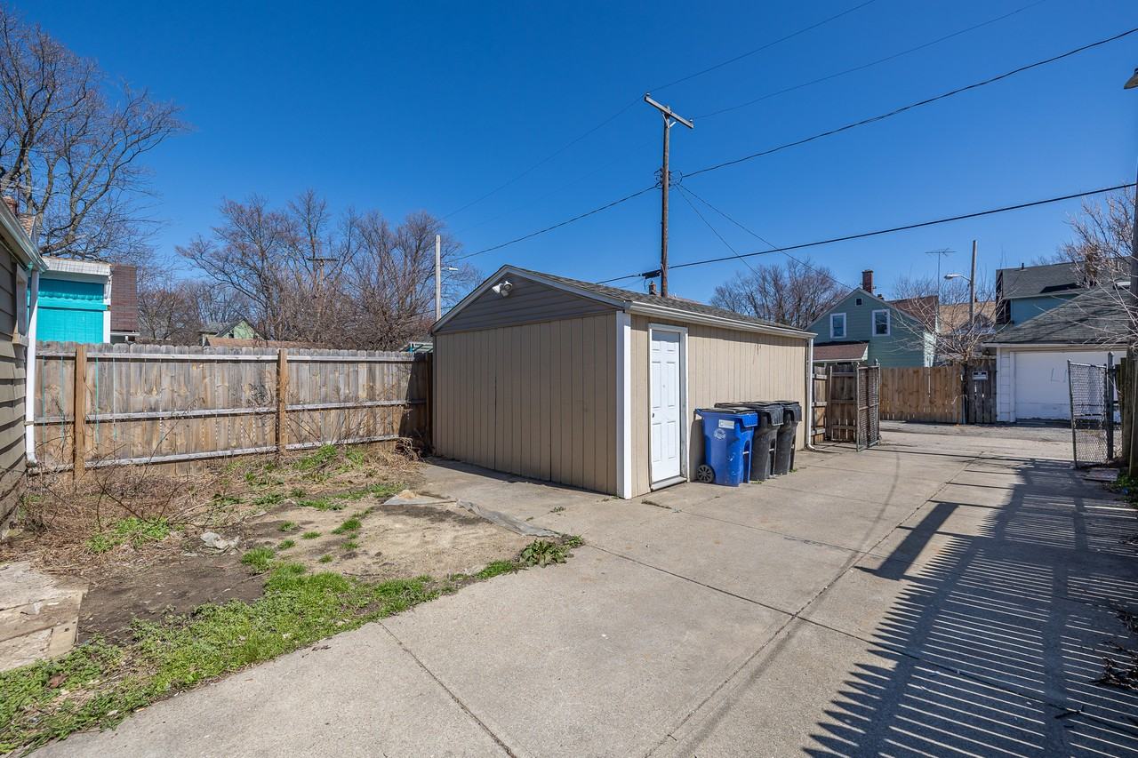 3791 W 39th St - Photo 3 of 24