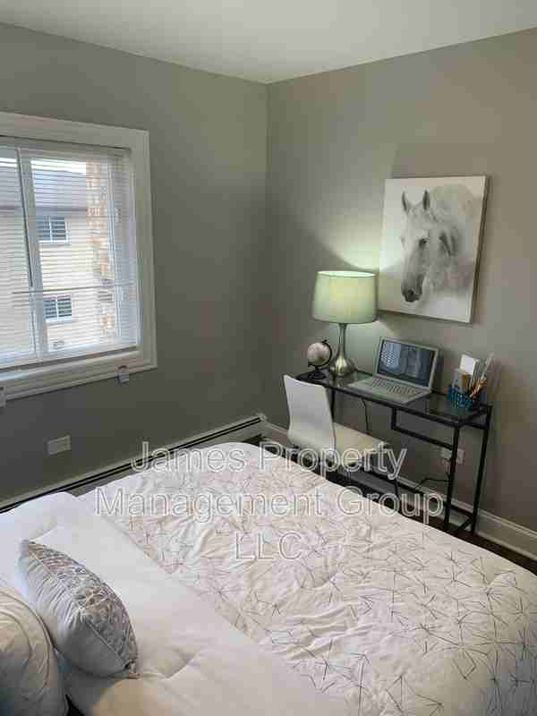 8651 W Foster Ave - Photo 4 of 14