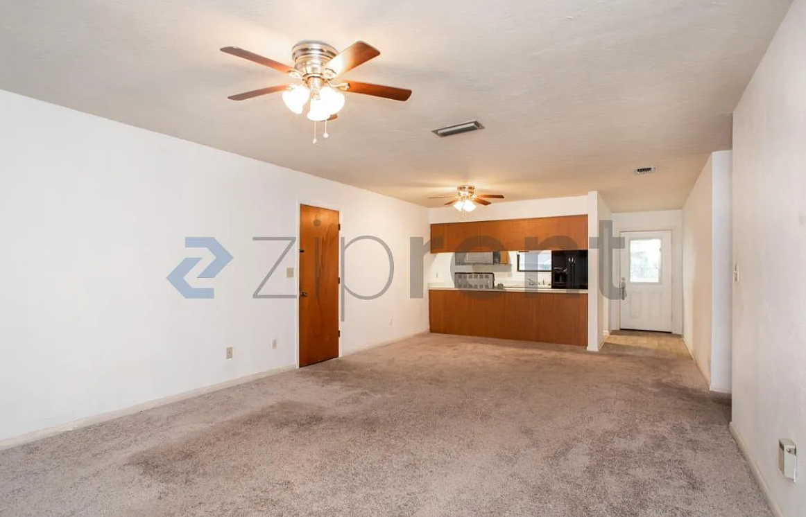 6722 Nw 113th Ln - Photo 5 of 16