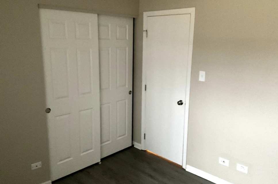 135 Princeton St - Photo 6 of 8
