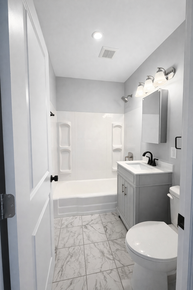 2069 North 18th Avenue - Photo 4 of 7