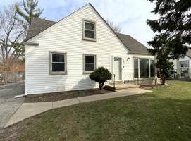 featured image of 642 E Le Moyne Ave