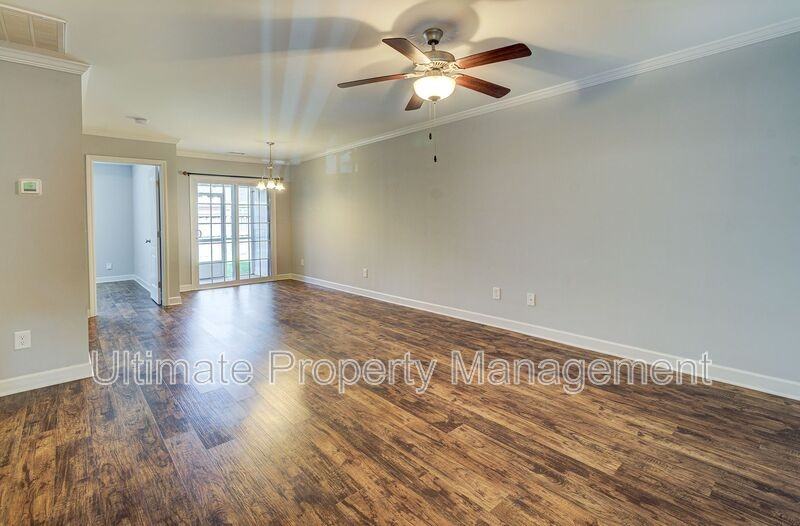 1071 Bridgeport Way - Photo 6 of 25