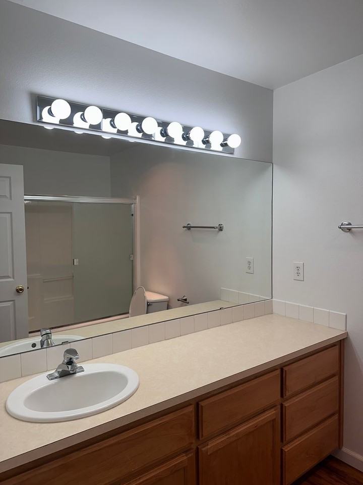 1781 Ne Wichita Way #2 - Photo 5 of 7