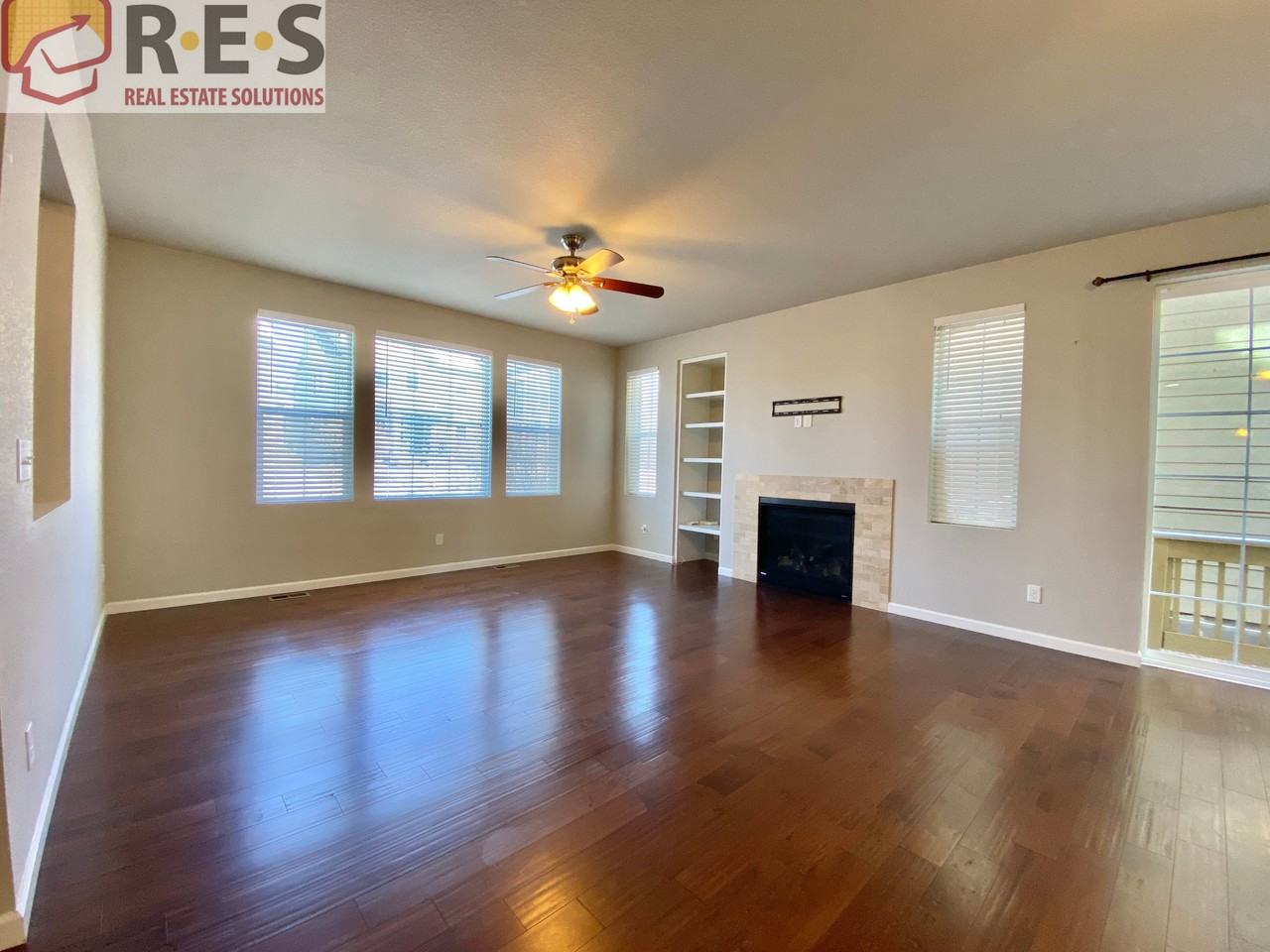 12622 Zenobia St - Photo 5 of 20