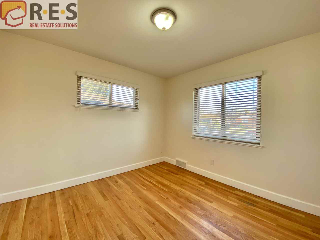 3015 Pontiac St - Photo 4 of 14