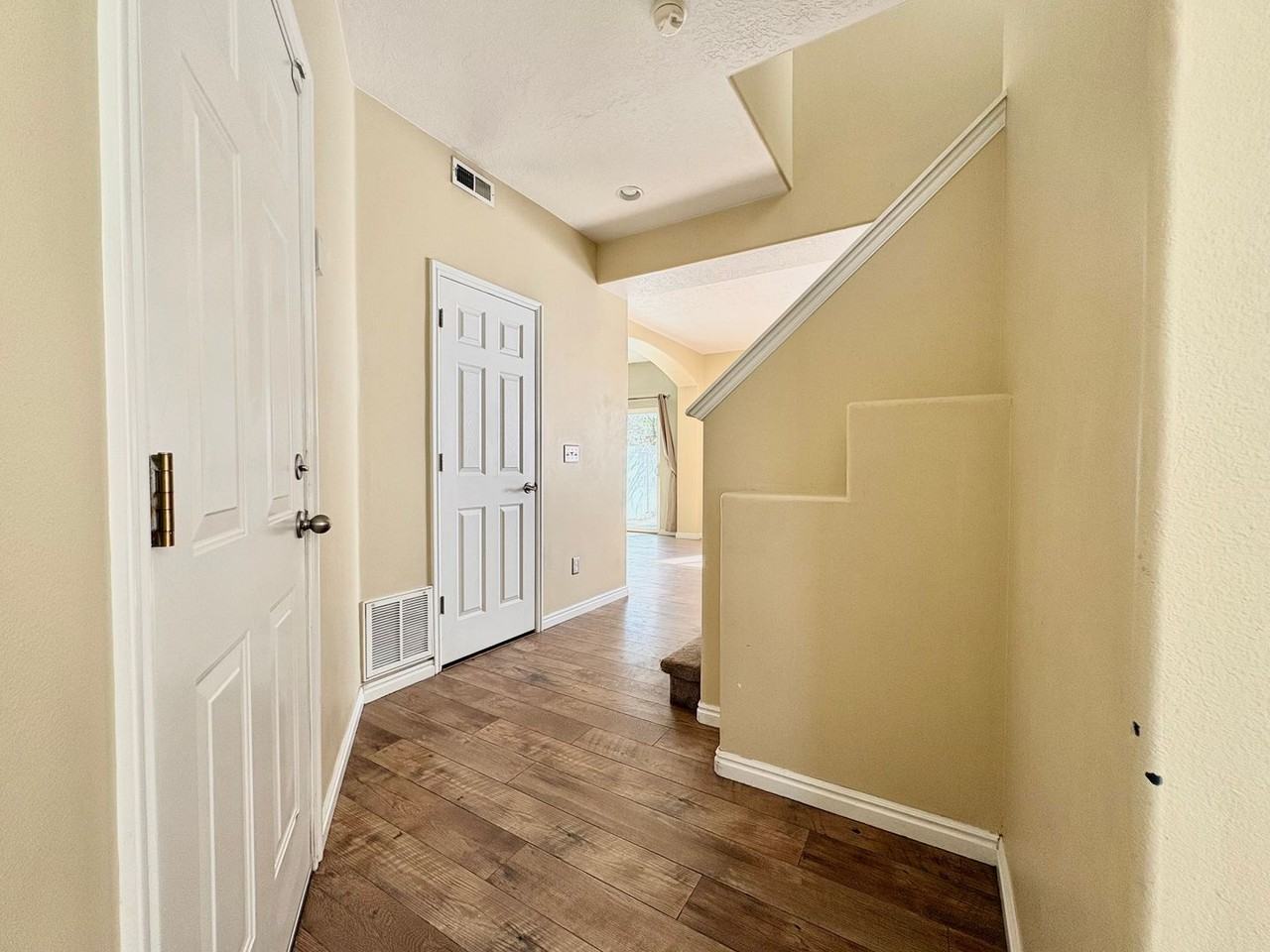 3141 S Alsace Way - Photo 3 of 27