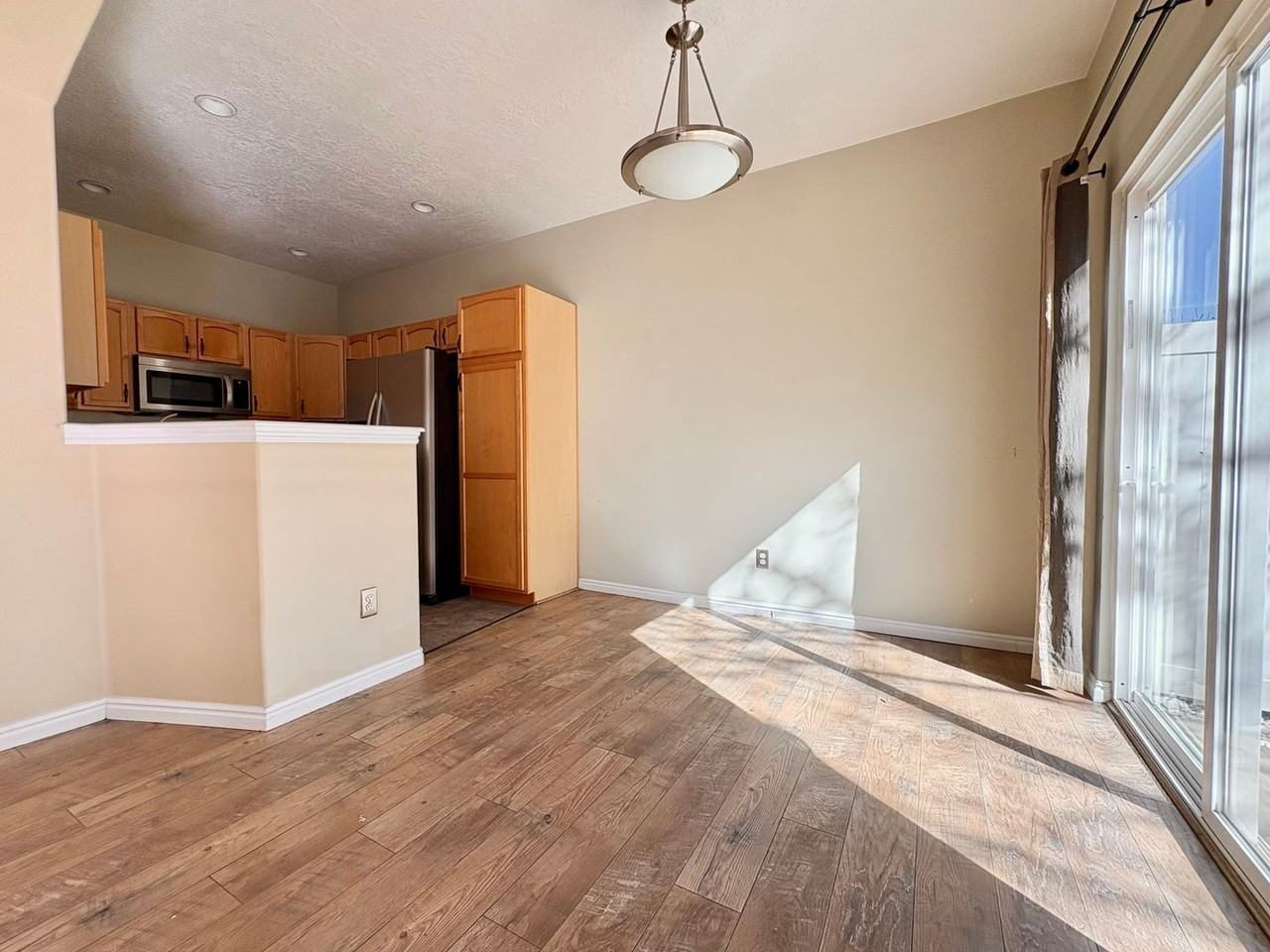 3141 S Alsace Way - Photo 7 of 27