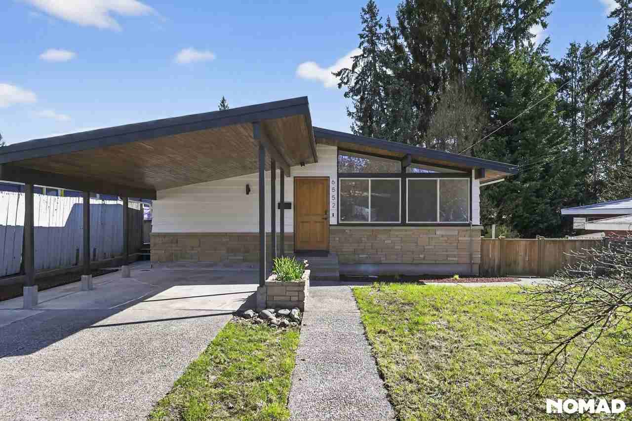 6552 38th Ave Ne - Photo 4 of 31