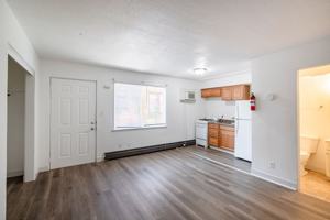 featured image of 135 8th St S