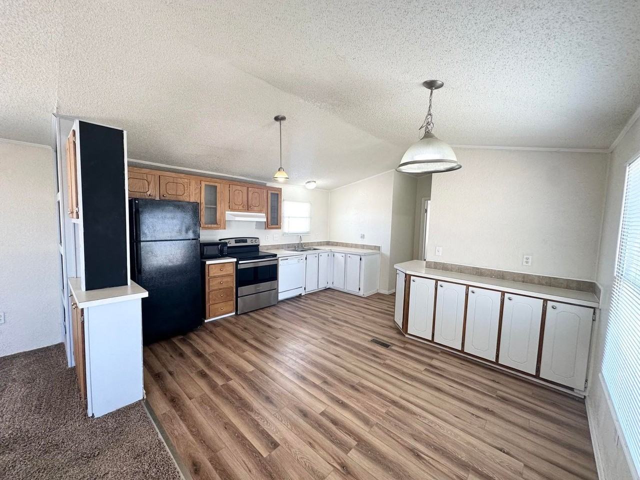 6181 W Mulberry St - Photo 3 of 13