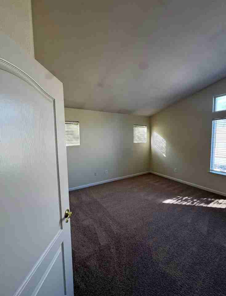 5323 Sage Ct - Photo 6 of 22
