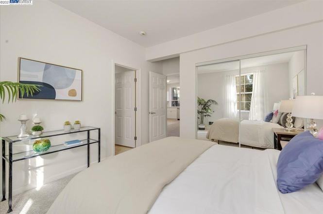 516 Martha St - Photo 4 of 14