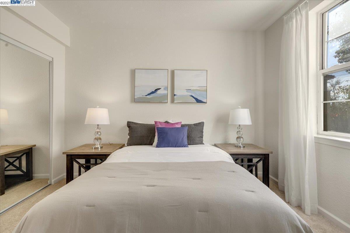 516 Martha St - Photo 5 of 14