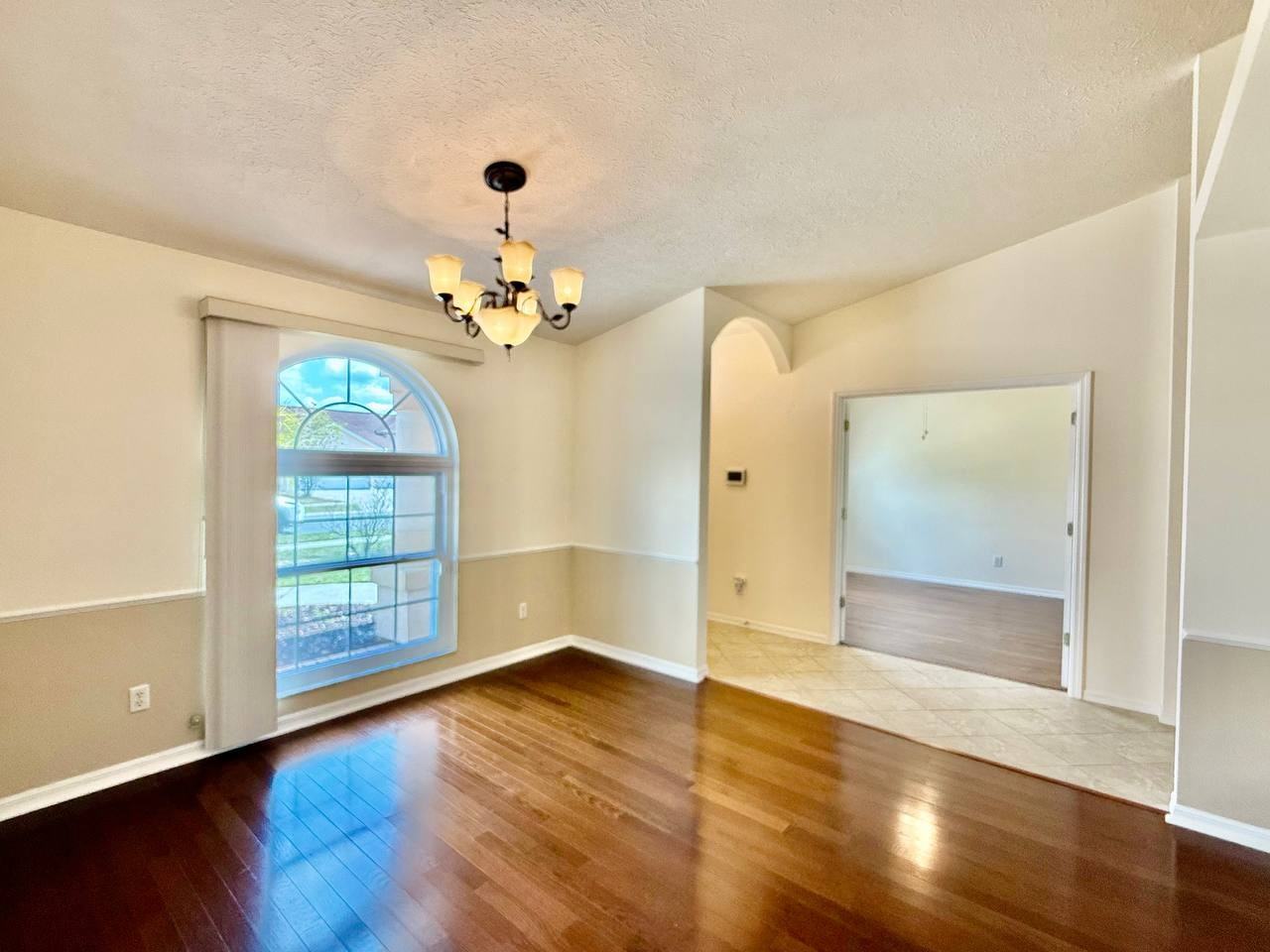 9815 La Vonda St - Photo 6 of 46