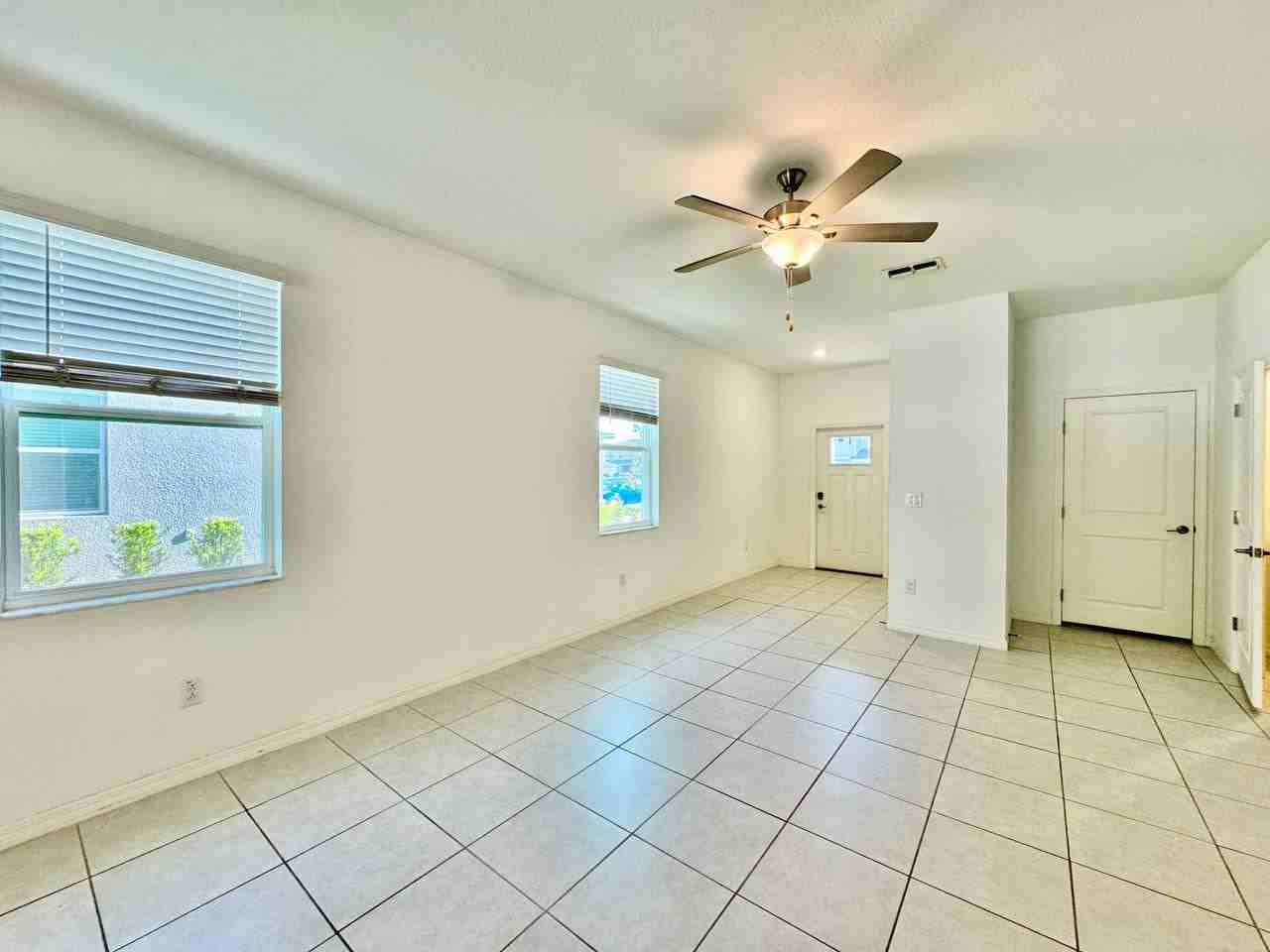 6093 Acara Ln - Photo 7 of 39