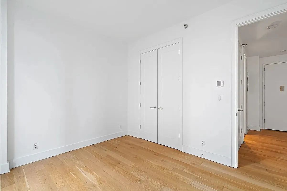 2626 Jackson Ave #603 - Photo 6 of 9