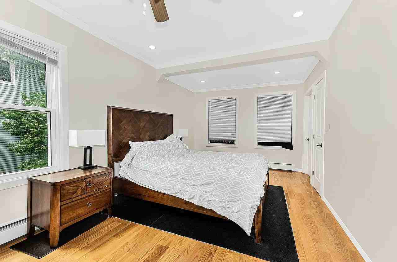 5631 Post Rd #1 - Photo 3 of 10