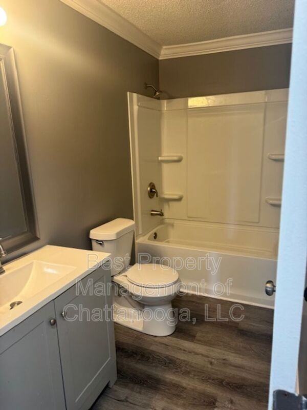 3111 N Hawthorne St - Photo 7 of 15