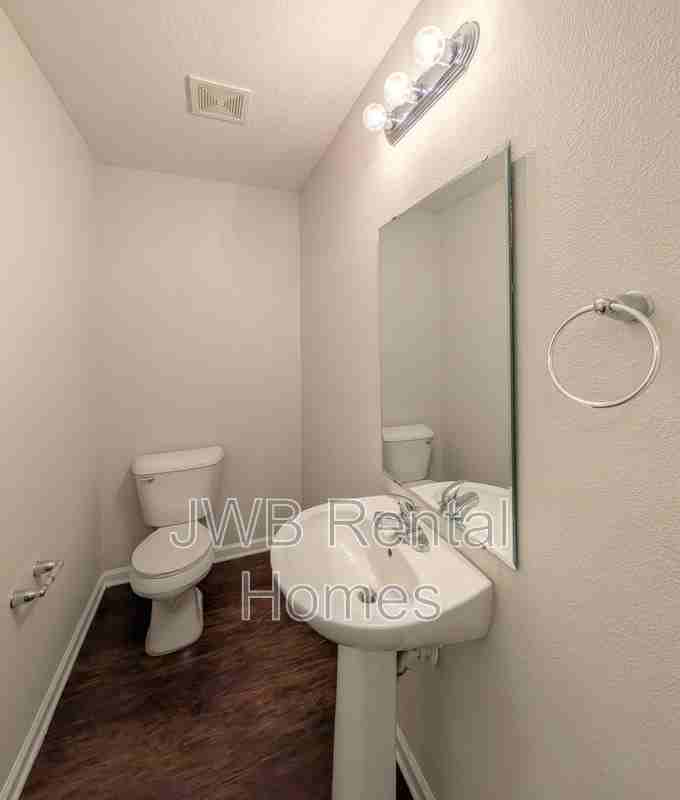 8401 Mcgirts Village Ln - Photo 7 of 17