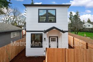 12094 Se Market St - Photo 1 of 1